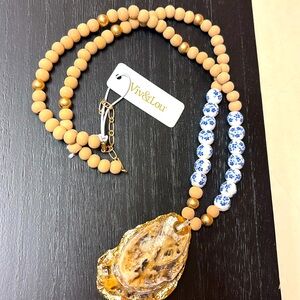 Viv and Lou oyster necklace